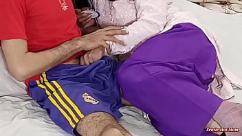 Dewar's huge member plumbed his sister-in-law's rear end and passionately thrust in this Pakistani bum pounding hook-up video, accompanied by amusing Hindi dialogue from Sara Bhabhi