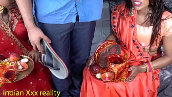 Desi chudai vid with super sizzling Indian chut in HD