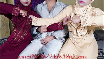 Muslim stud indulges in prohibited sheer pleasure with Indian woman