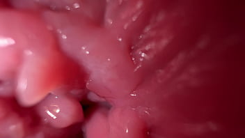 Heavy labia intrusion and torrid dialogue in homemade video