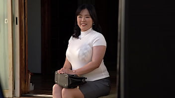 Waka Narumi's highly very first time on camera: Married Chinese housewife's super-naughty meeting