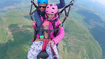 Paragliding beauty flashes off her cock-squeezing and clean-shaved honeypot